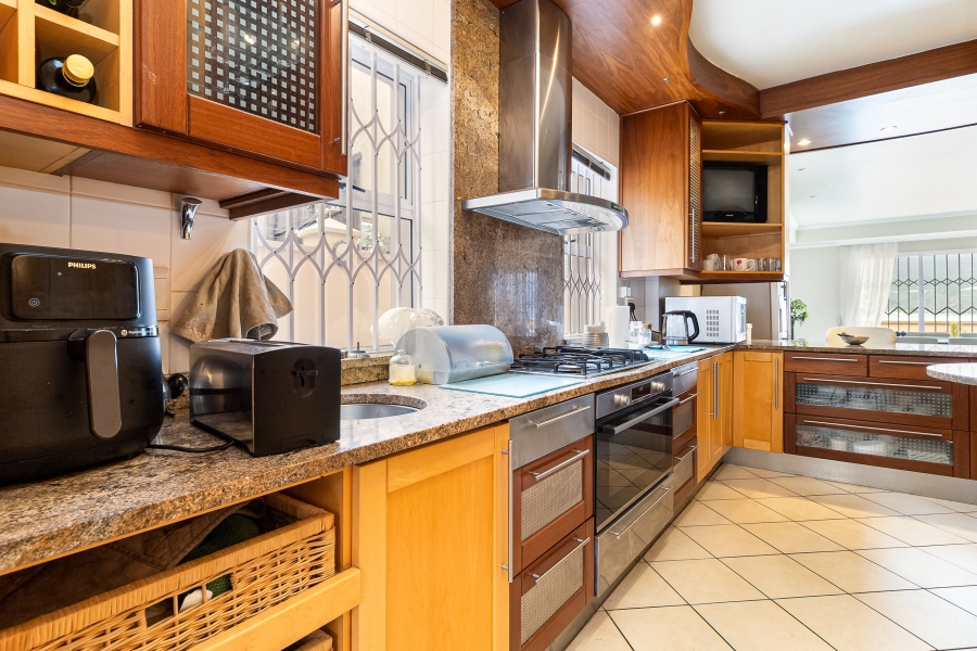 4 Bedroom Property for Sale in Northshore Western Cape